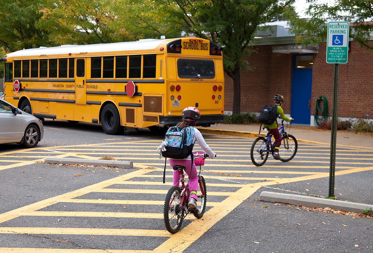Kids arriving for school