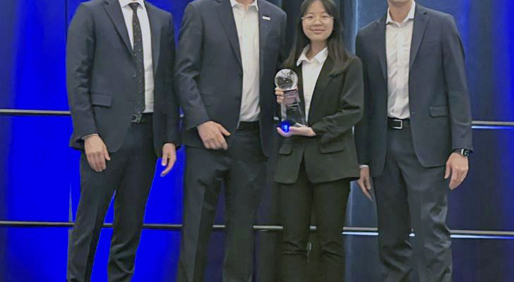 Westminster High School student Ashley Nguyen and Battelle climate scientists