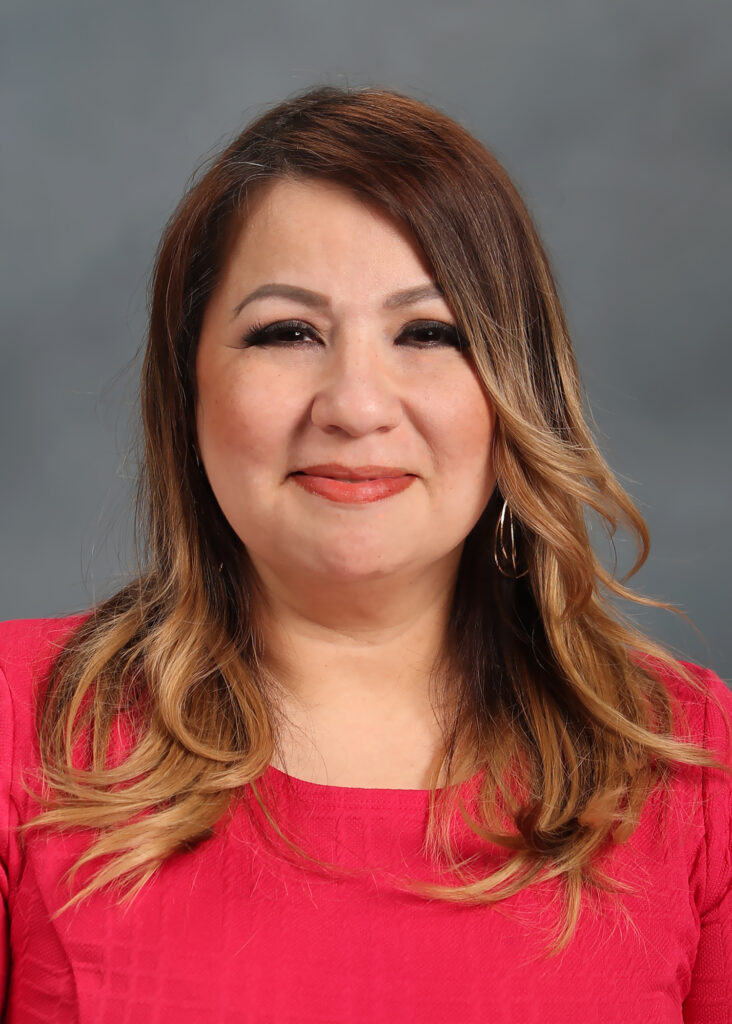 2023 Orange County Classified School Employee of the Year Adriana Ponce