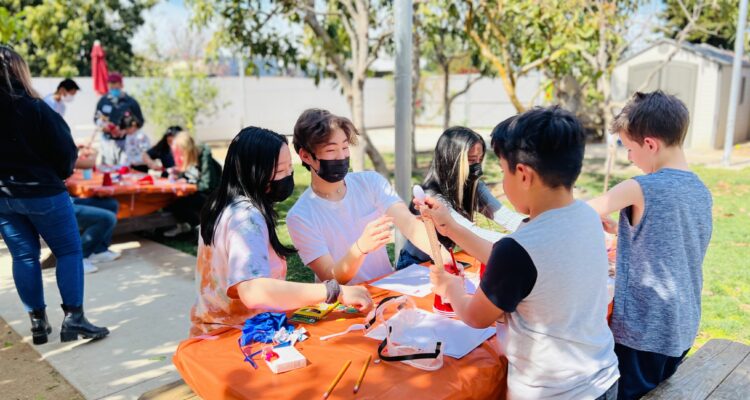 Kreative Kiddos, a nonprofit organization, holds workshops to teach children STEAM lessons.