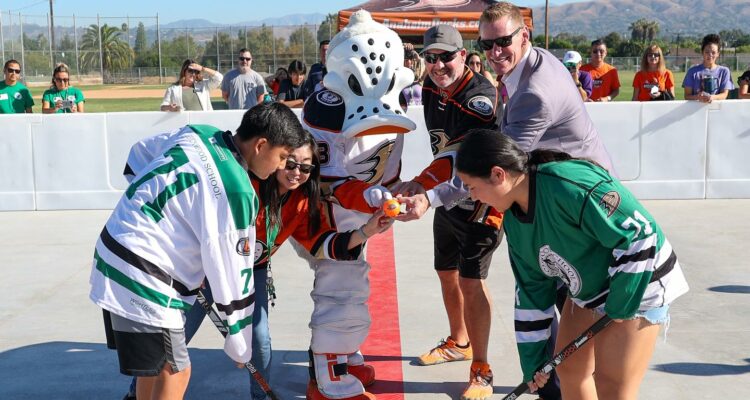 Beechwood School students make use of their new hockey rink donated by the Anaheim Ducks Foundation and the Anaheim Ducks S.C.O.R.E. program. (Courtesy of the Anaheim Ducks)