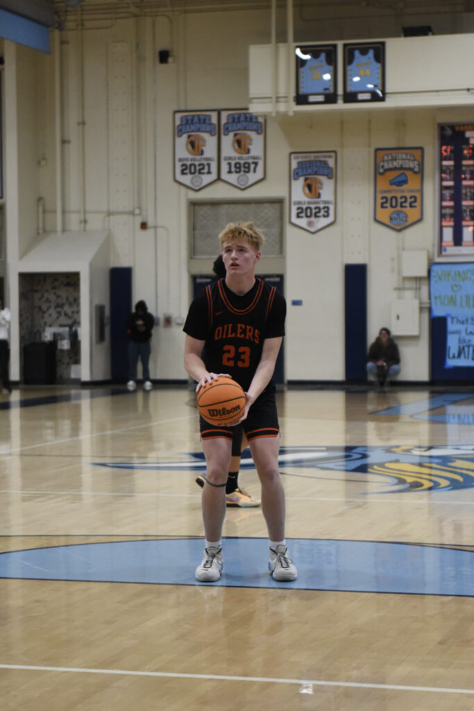 Brady Edmunds attempts a free throw.