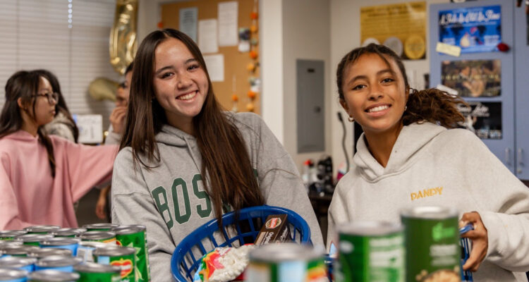Sunny Hills High School students helped organize 93 baskets of Thanksgiving groceries to donate to local nonprofit Pathways for Hope at their food drive event. (Courtesy of Fullerton Joint Union High School District)
